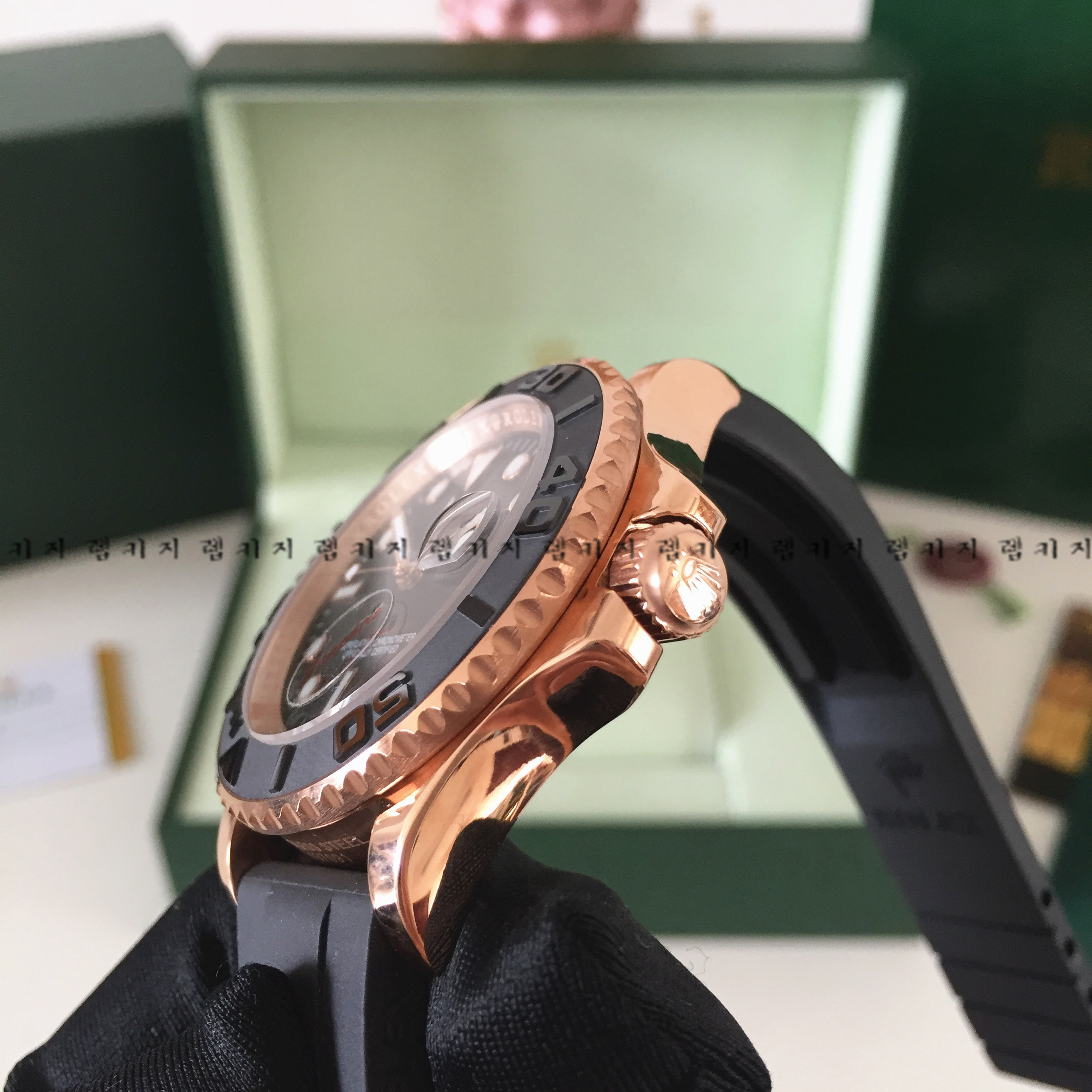 로렉스 요트마스터 블랙 로즈골드 우레탄시계